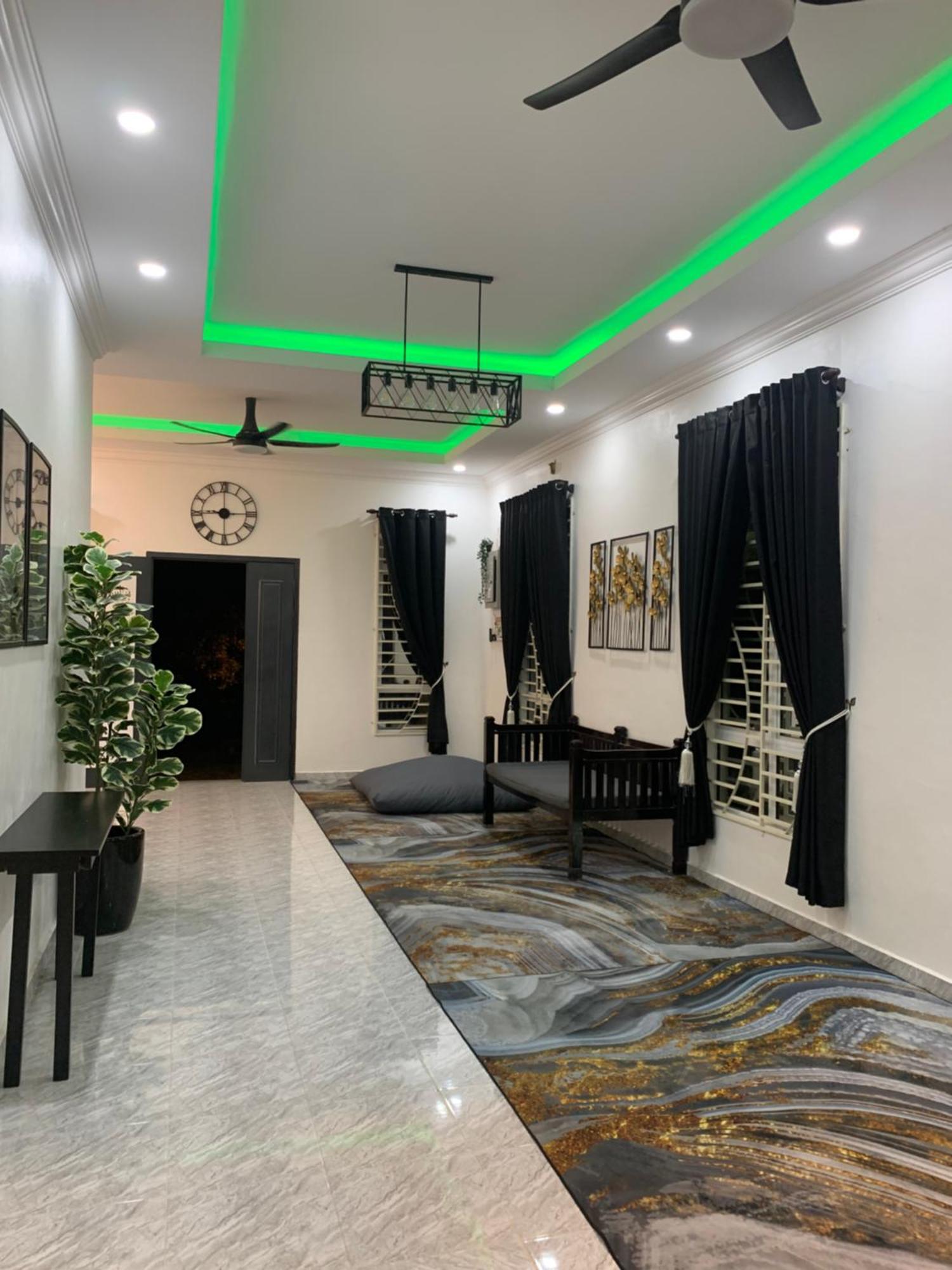 Dhuha & Dharyl's Staycation Holiday home *